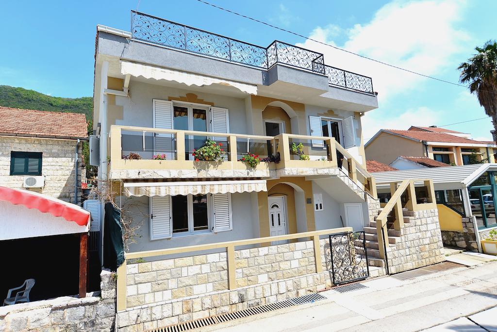 Apartment Sm Herceg Novi Phòng bức ảnh