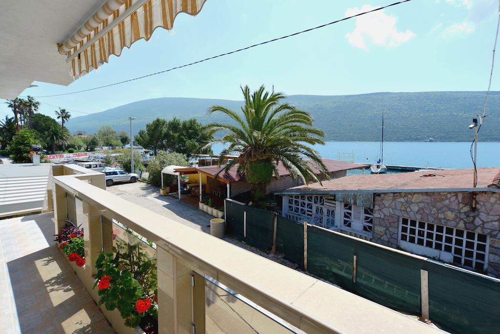 Apartment Sm Herceg Novi Phòng bức ảnh
