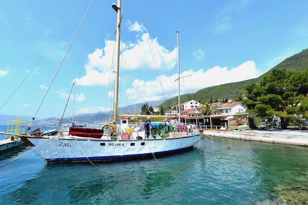 Apartment Sm Herceg Novi Phòng bức ảnh