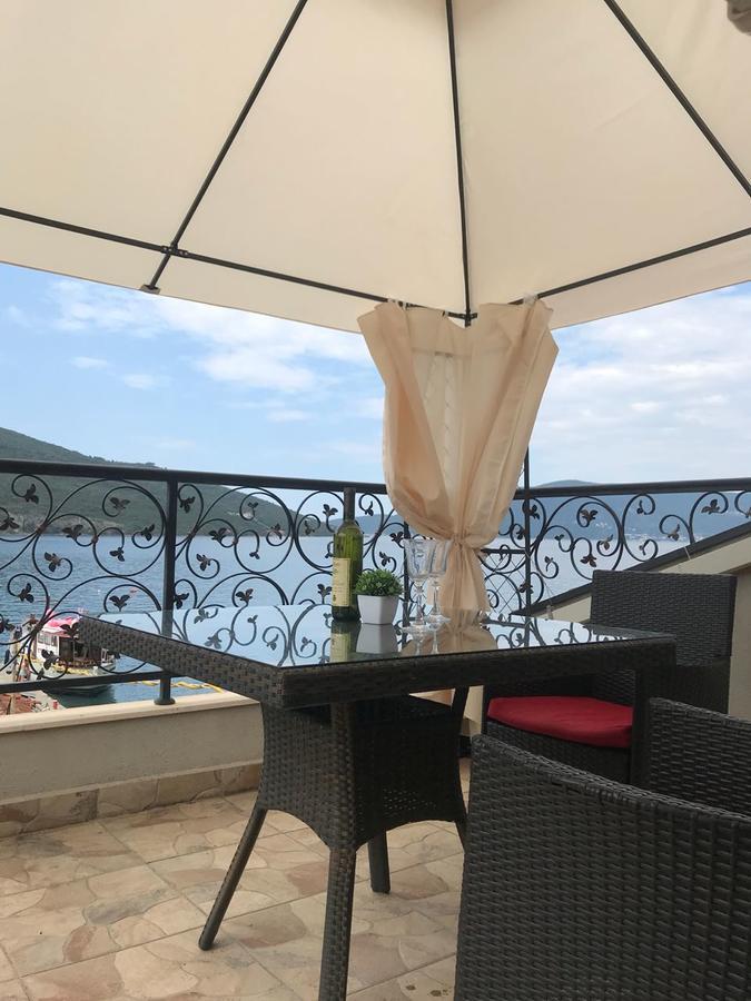 Apartment Sm Herceg Novi Ngoại thất bức ảnh